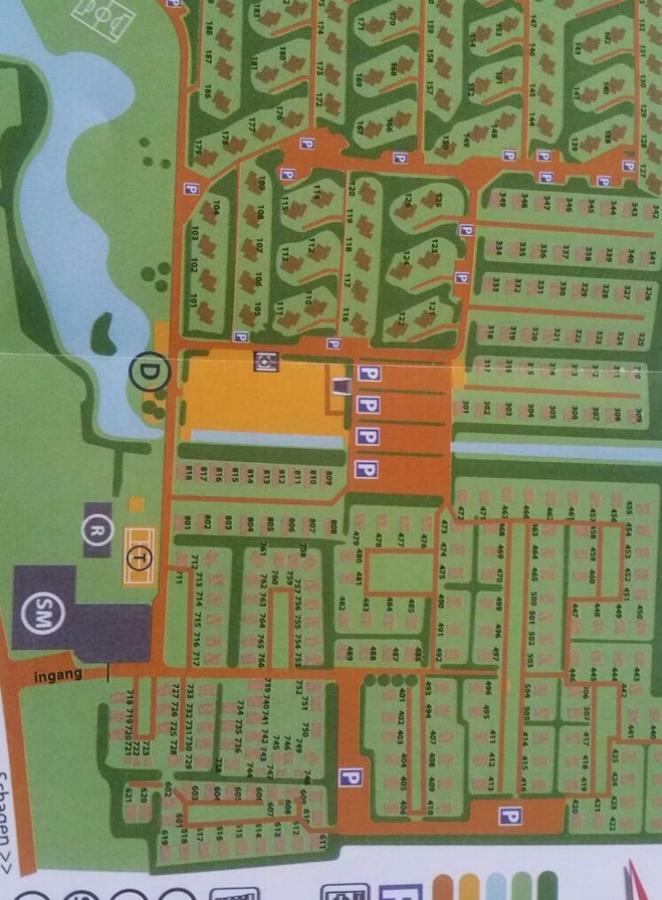 Huisje Britt Met Grote Tuin En Veel Privacy Dirkshorn Ngoại thất bức ảnh